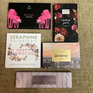 5 different eyeshadow palettes